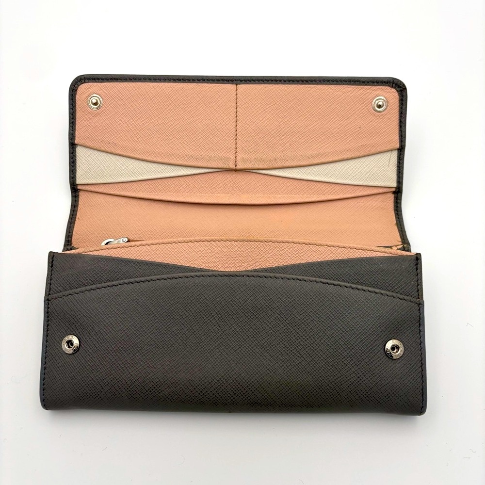 Prada Grey Saffiano Leather Wallet - Picture 3 of 9